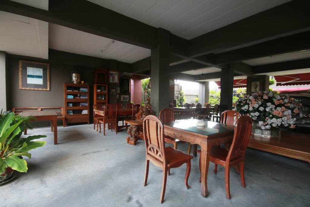 Namnon Place Nonthaburi Exteriör bild