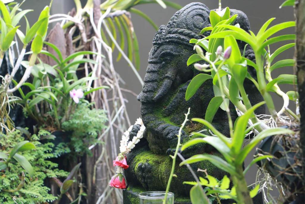 Namnon Place Nonthaburi Exteriör bild
