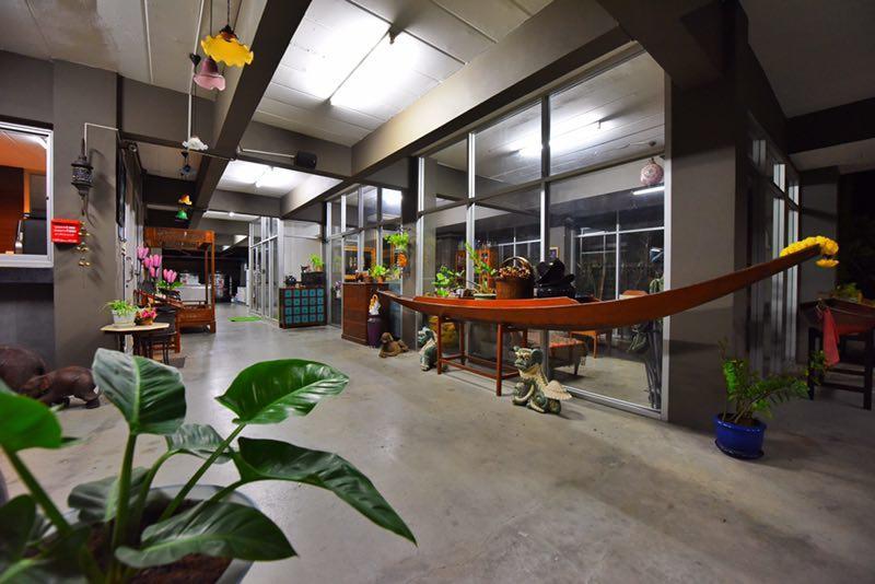 Namnon Place Nonthaburi Exteriör bild